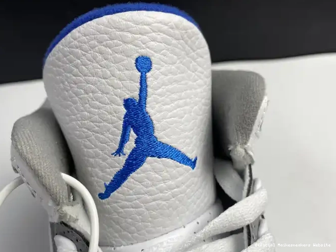 Official Maikesneakers White 3 Jordan Blue Retro CT8532-040 Air 0412